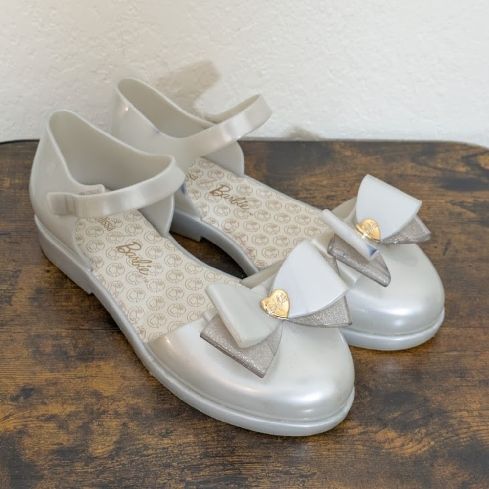 Mini Melissa Barbie Jelly Sandals Metallic White Bow Heart Vegan Big Kid Flats 4